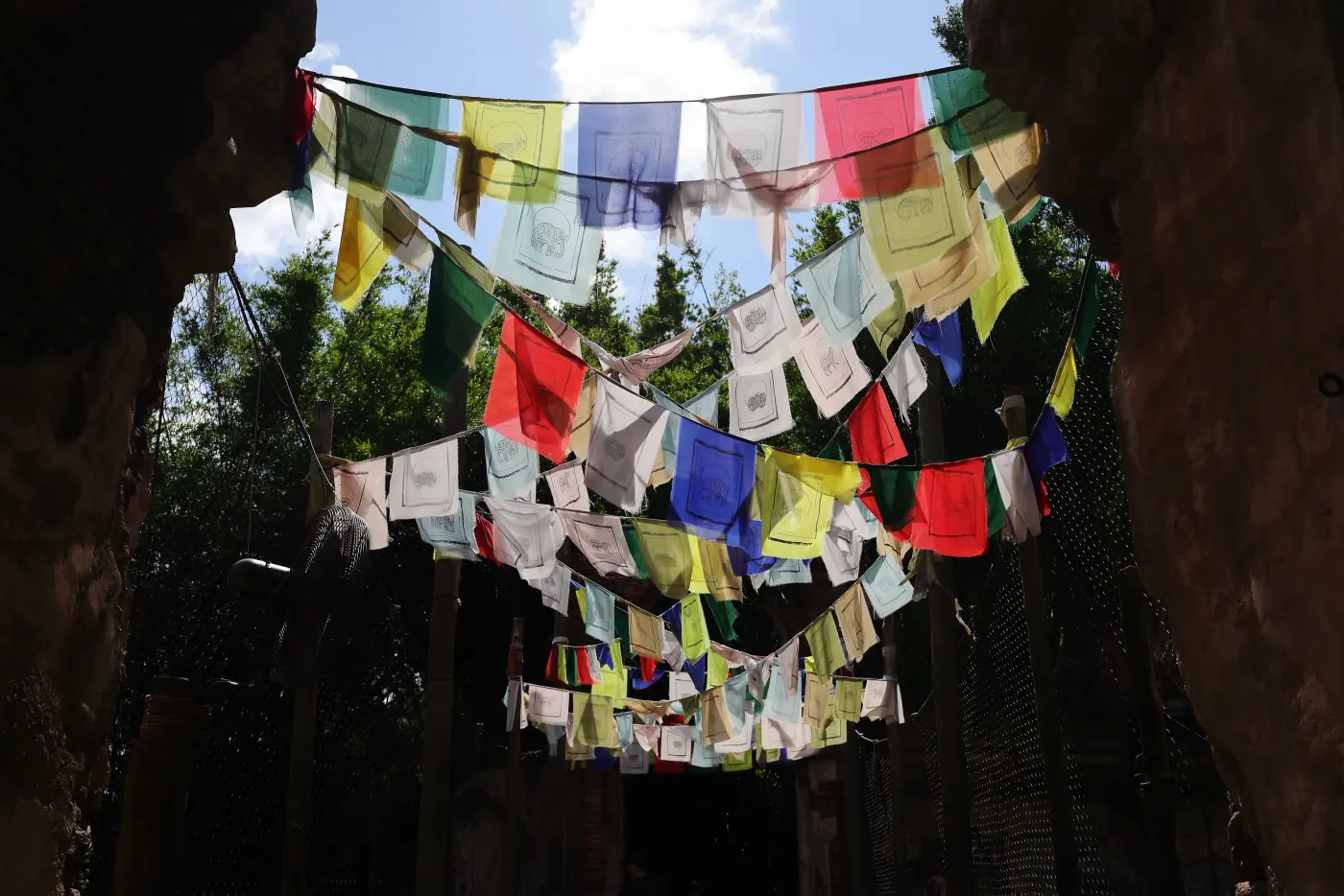 Hanging colored fabrics